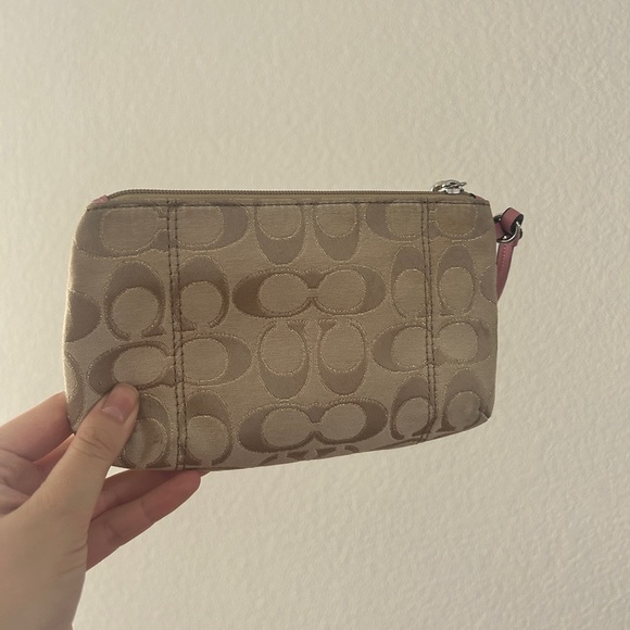 Coach Signature Wristlet, Vintage, Beige & Pink Trim - Like New - Picture 7 of 8